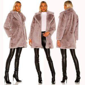 💋GORGEOUS!💋Revolve Keepsake Stella Faux Fur Coat in Dove Grey